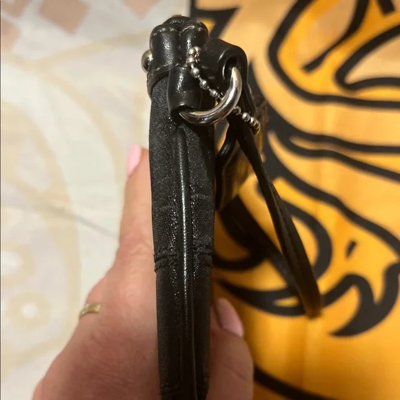 Coach Vintage Black Signature Jacquard Studded Wristlet. #42015 - Picture 7 of 11